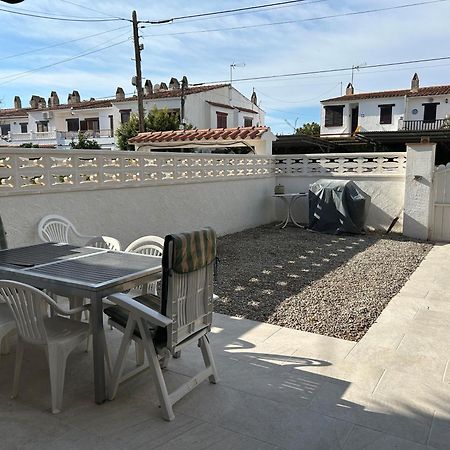Villa Adosado Cerca De La Playa Torredembarra Exterior foto